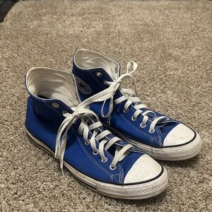 Blue High-Top converse Sneakers